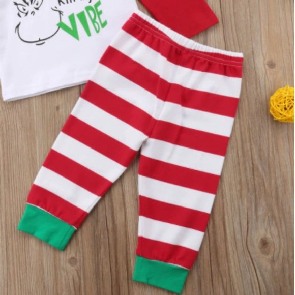 NEW Infant Boy's Grinch Don't Kill My Vibe Outfit - Picture 4 of 5